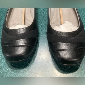 Life Stride flats - Kylie Black 9M new in box